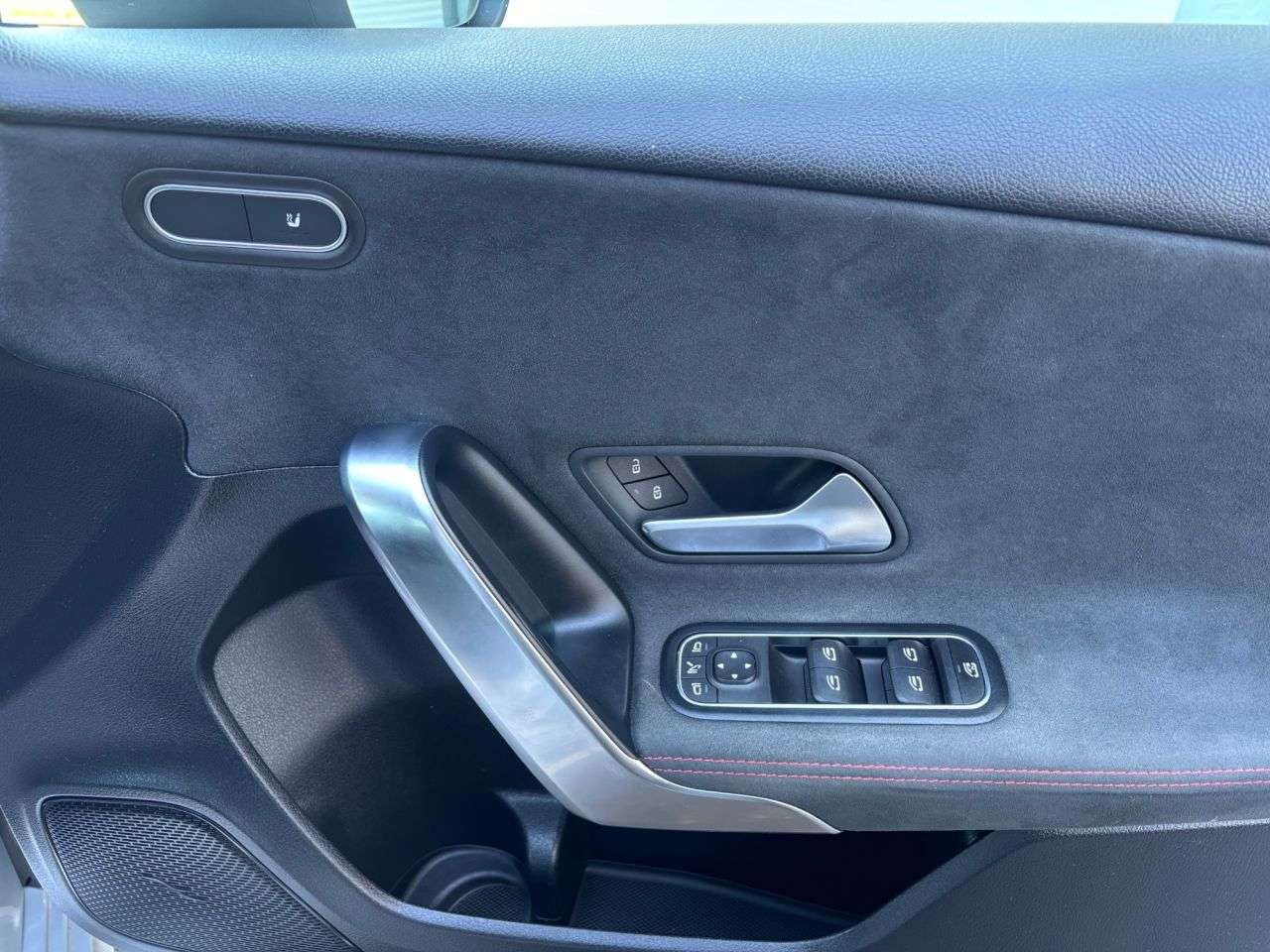 2018 MERCEDES-BENZ A CLASS 2018 MERCEDES-BENZ A CLASS