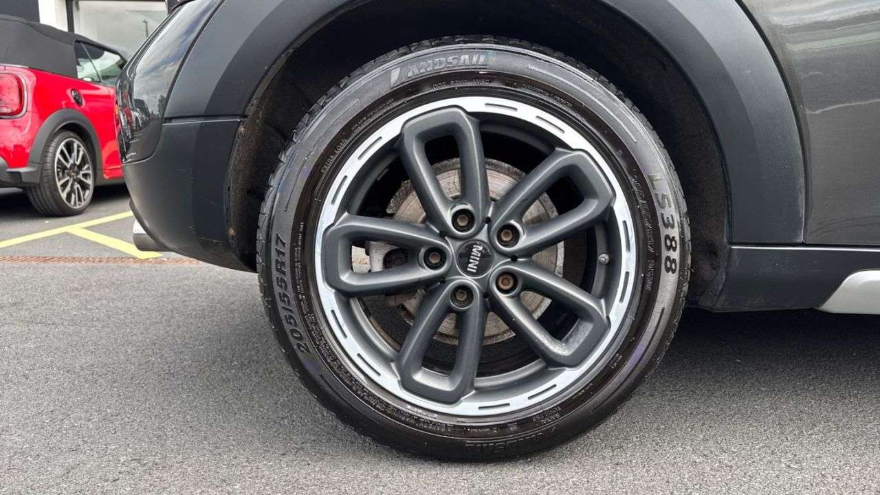 2015 MINI COUNTRYMAN 2015 MINI COUNTRYMAN