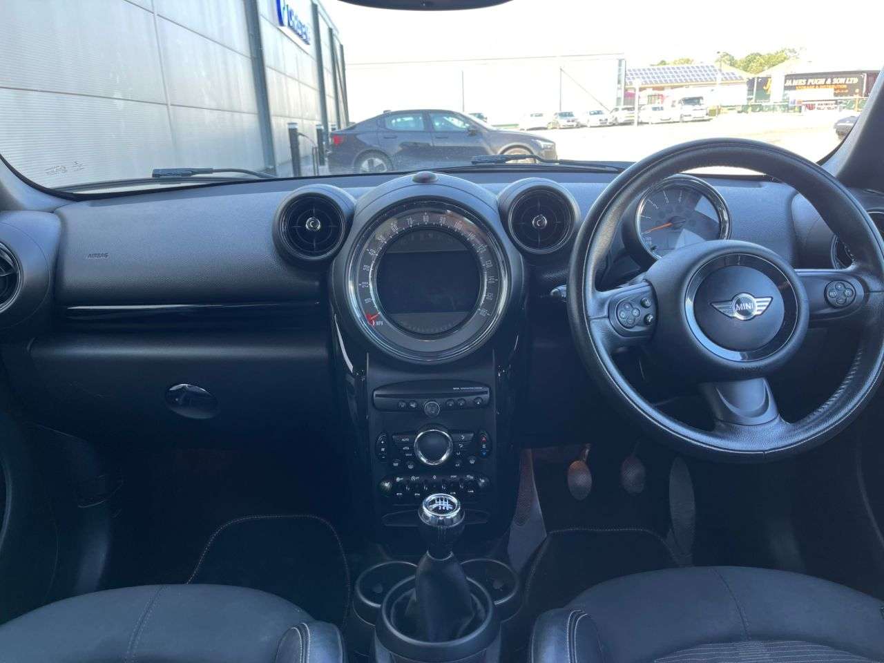 2015 MINI COUNTRYMAN 2015 MINI COUNTRYMAN