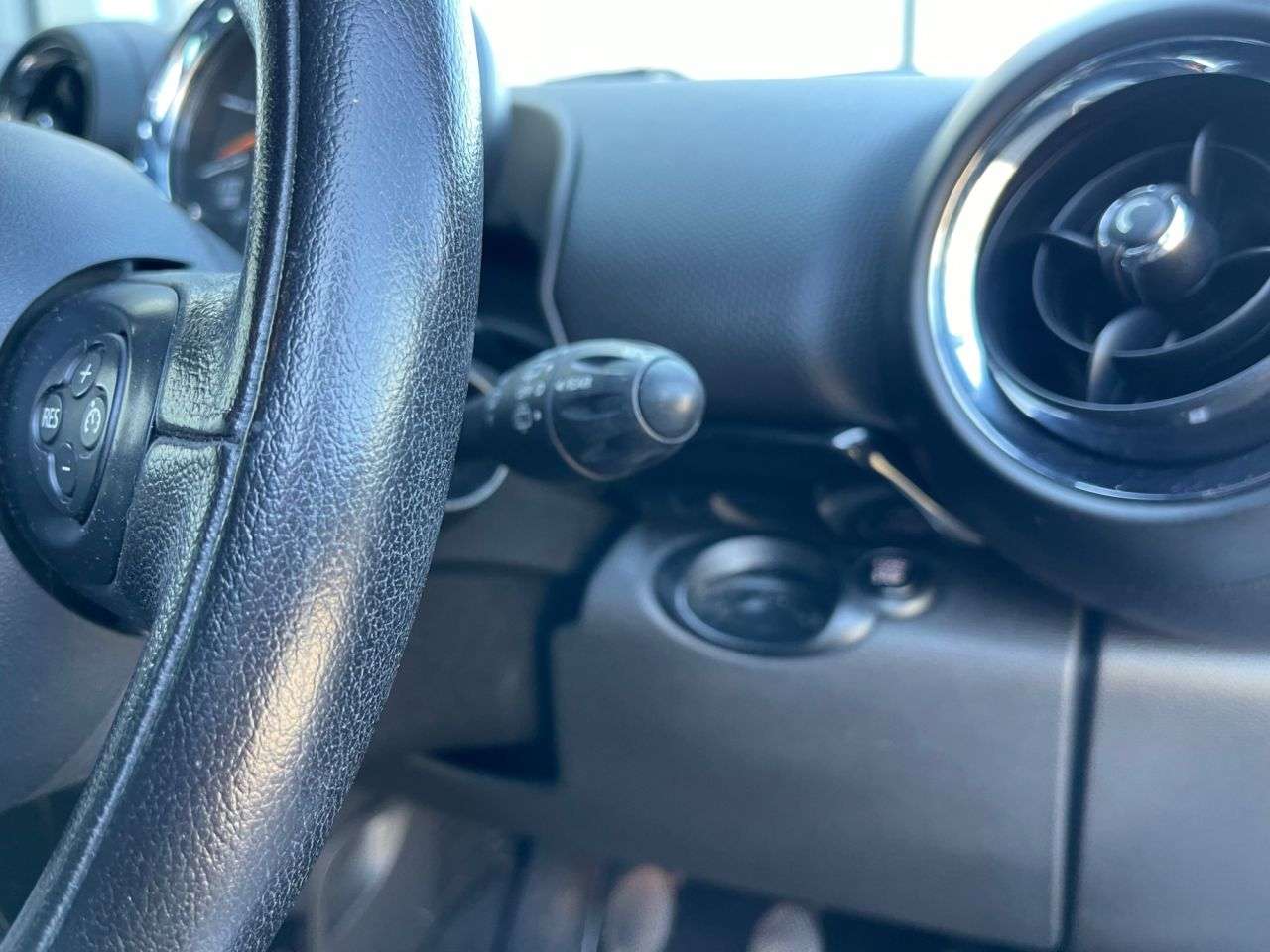 2015 MINI COUNTRYMAN 2015 MINI COUNTRYMAN