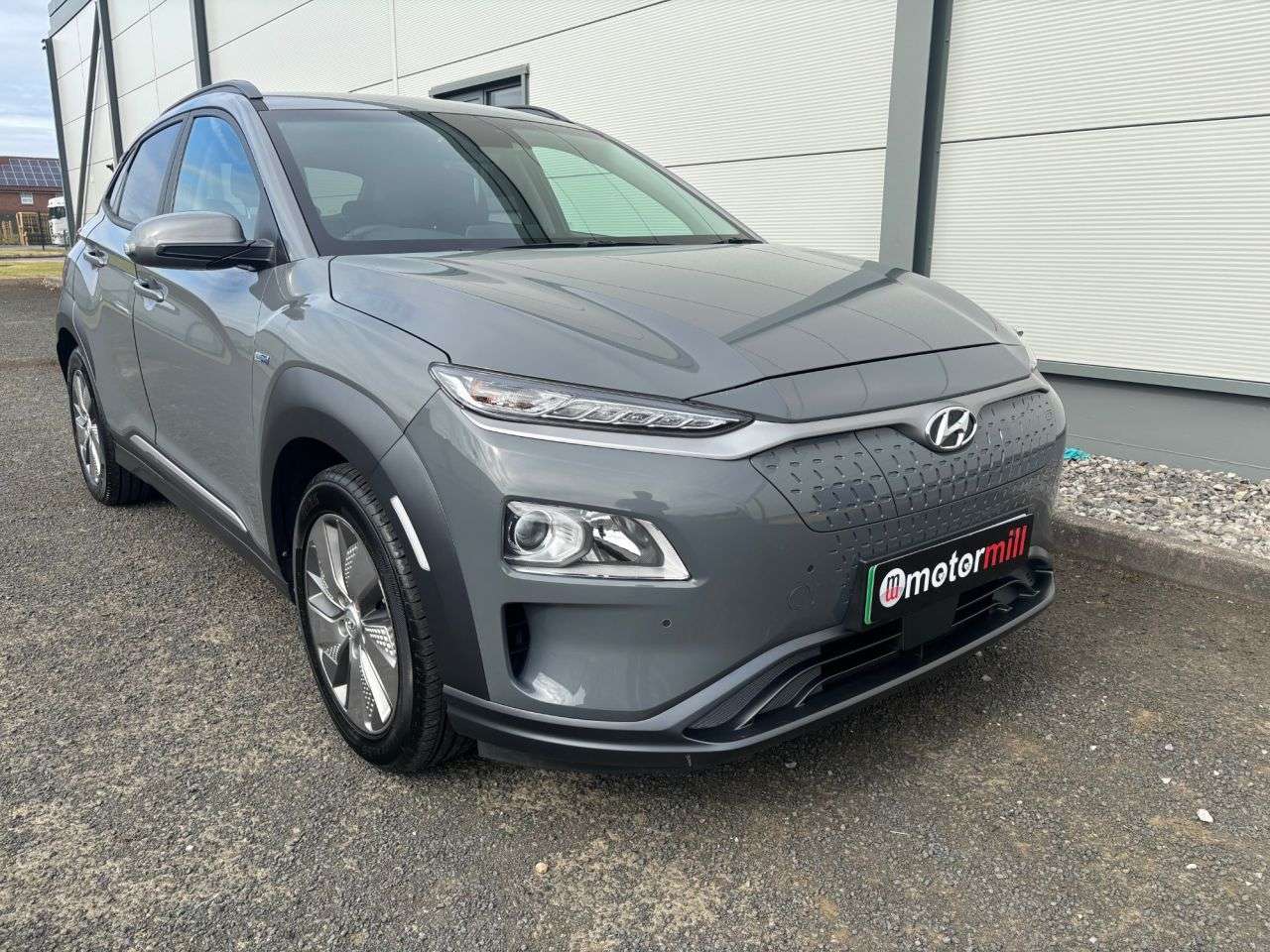 A 2021 HYUNDAI KONA 64kWh Premium SUV 5dr Electric Auto (7kW Charger) (204 ps) A 2021 HYUNDAI KONA 64kWh Premium SUV 5dr Electric Auto (7kW Charger) (204 ps)