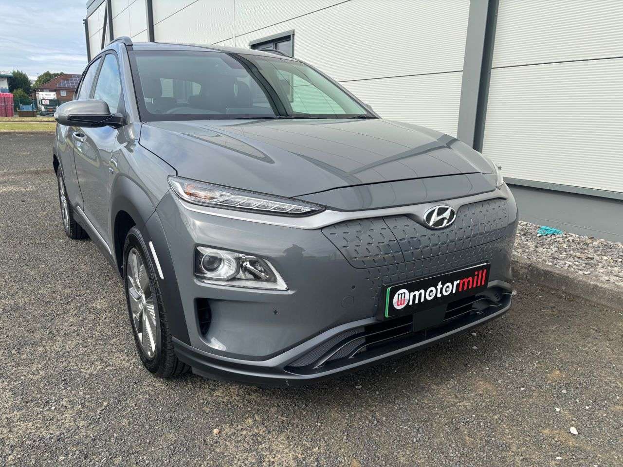 A 2021 HYUNDAI KONA 64kWh Premium SUV 5dr Electric Auto (7kW Charger) (204 ps) A 2021 HYUNDAI KONA 64kWh Premium SUV 5dr Electric Auto (7kW Charger) (204 ps)