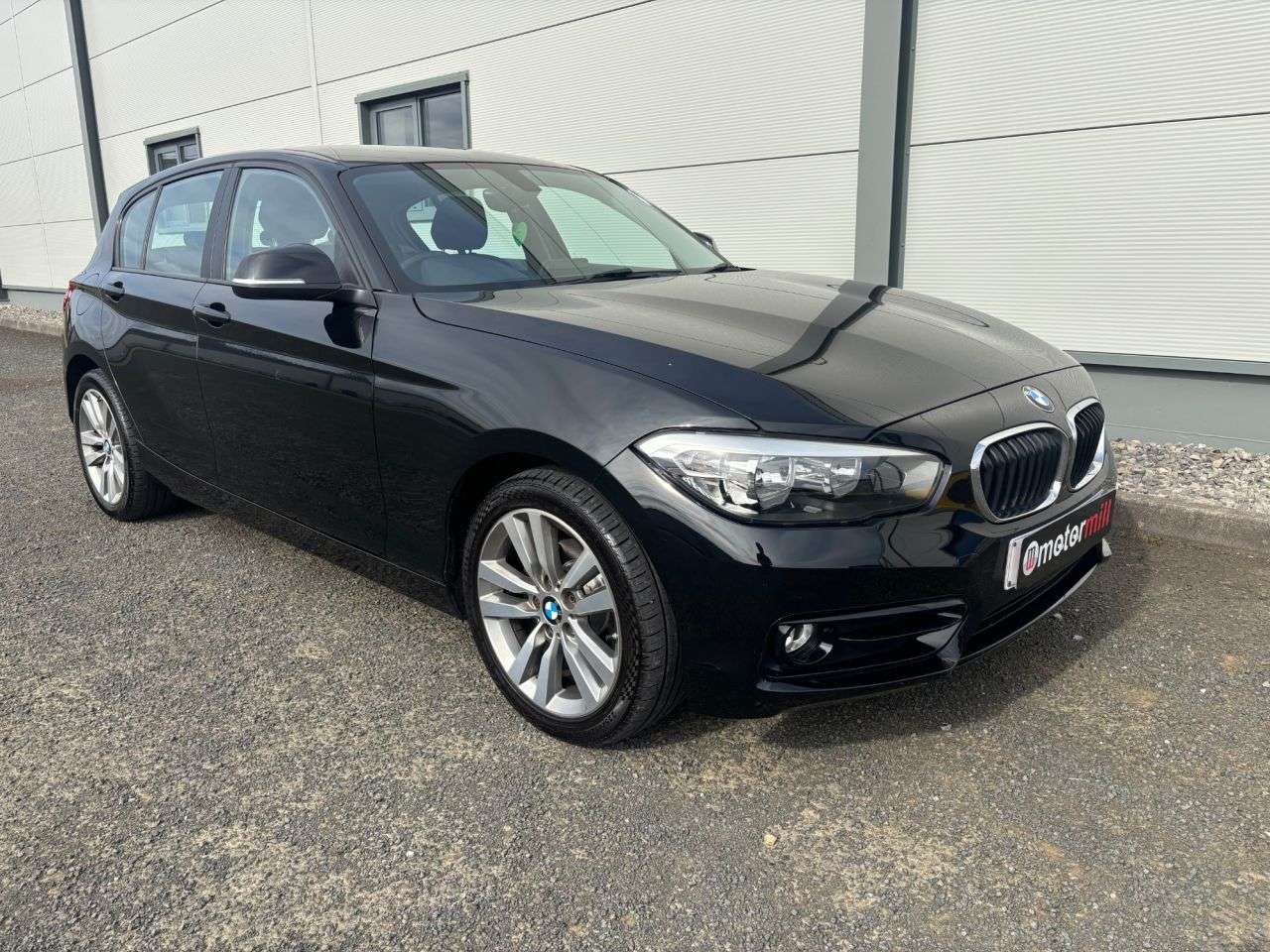 2017 BMW 1 SERIES 2017 BMW 1 SERIES