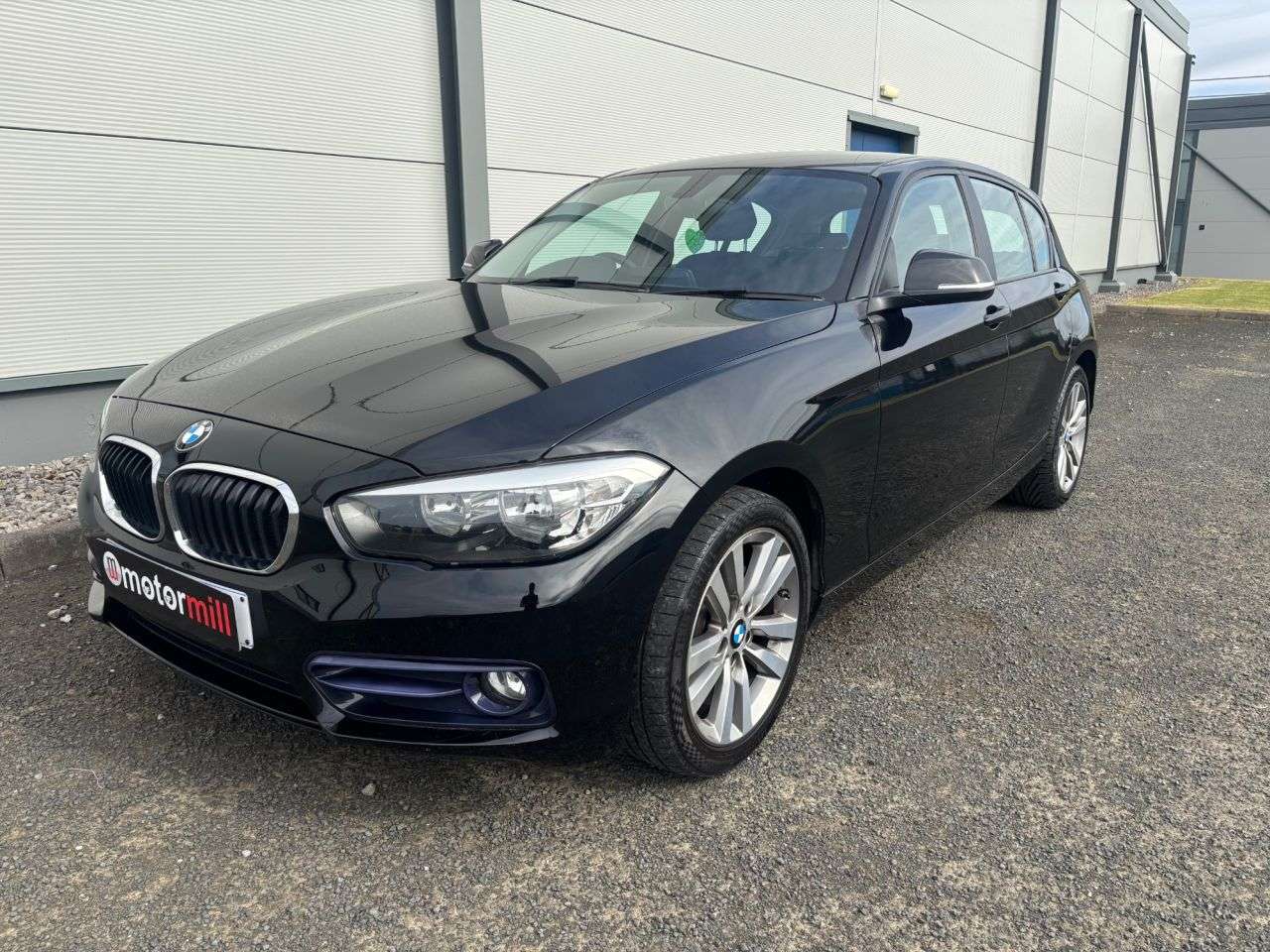 2017 BMW 1 SERIES 2017 BMW 1 SERIES