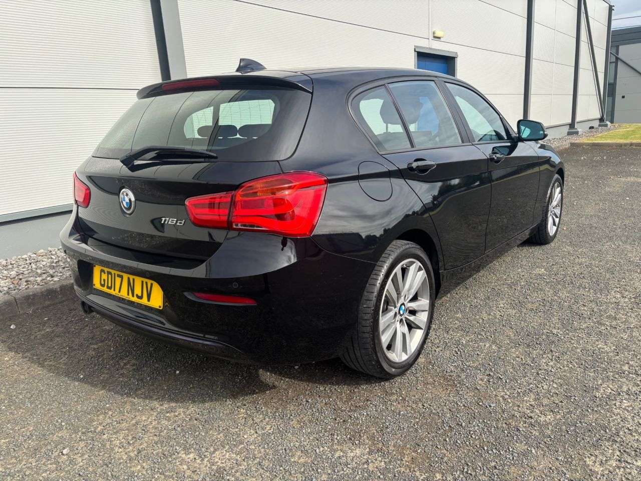 2017 BMW 1 SERIES 2017 BMW 1 SERIES