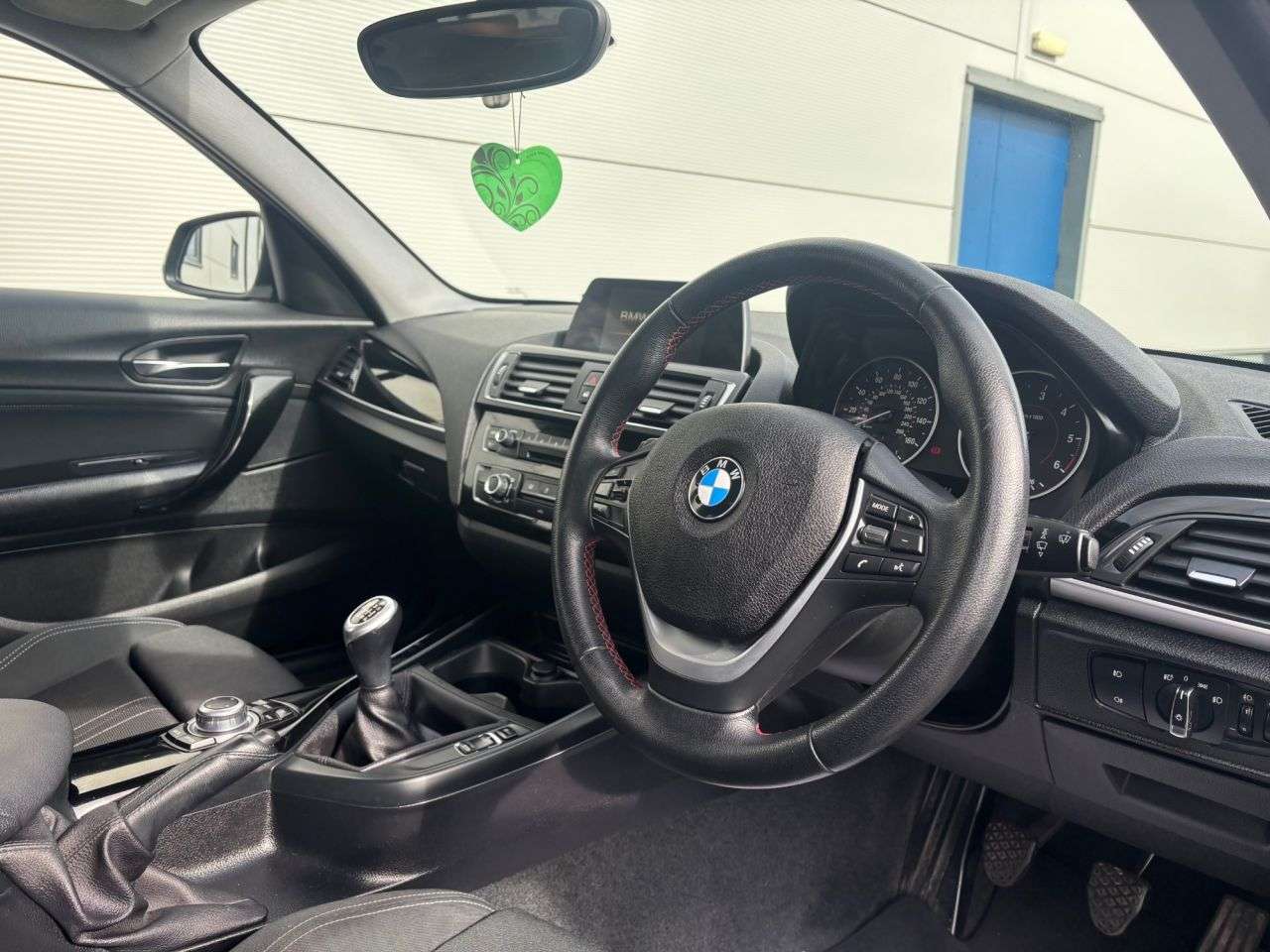 2017 BMW 1 SERIES 2017 BMW 1 SERIES