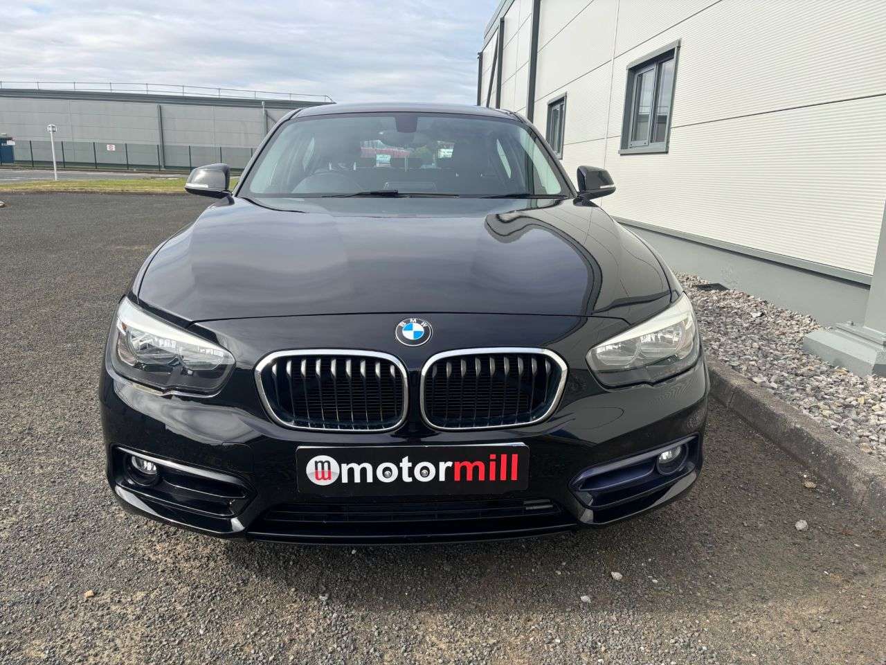 2017 BMW 1 SERIES 2017 BMW 1 SERIES