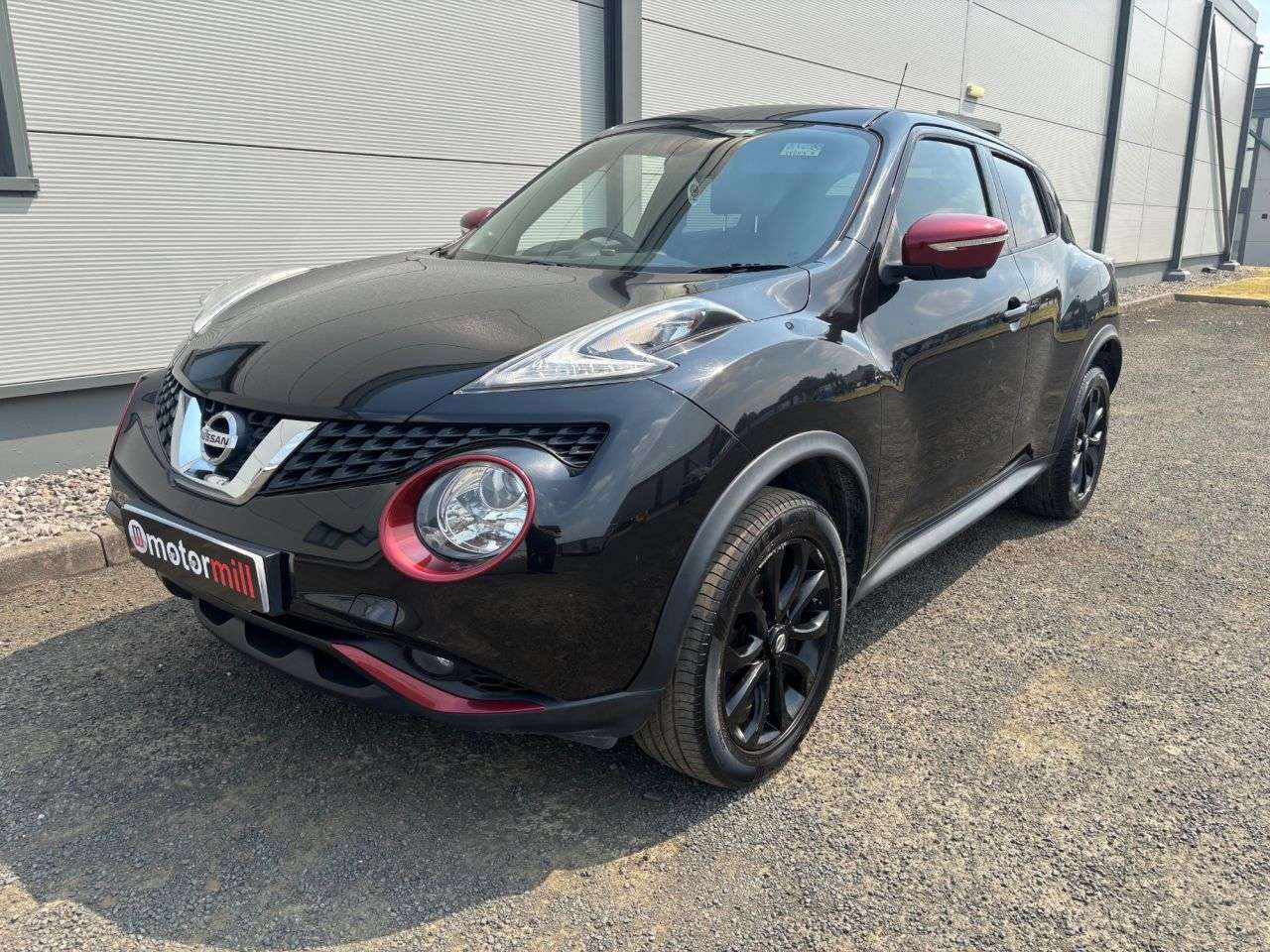 A 2015 NISSAN JUKE 1.5 dCi Tekna SUV 5dr Diesel Manual Euro 6 (s/s) (110 ps) SAT NAV A 2015 NISSAN JUKE 1.5 dCi Tekna SUV 5dr Diesel Manual Euro 6 (s/s) (110 ps) SAT NAV