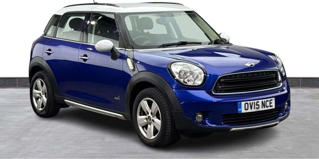 A 2015 MINI COUNTRYMAN 1.6 Cooper SUV 5dr Petrol Manual ALL4 Euro 6 (s/s) (122 ps) 1 FORMER OWNER A 2015 MINI COUNTRYMAN 1.6 Cooper SUV 5dr Petrol Manual ALL4 Euro 6 (s/s) (122 ps) 1 FORMER OWNER