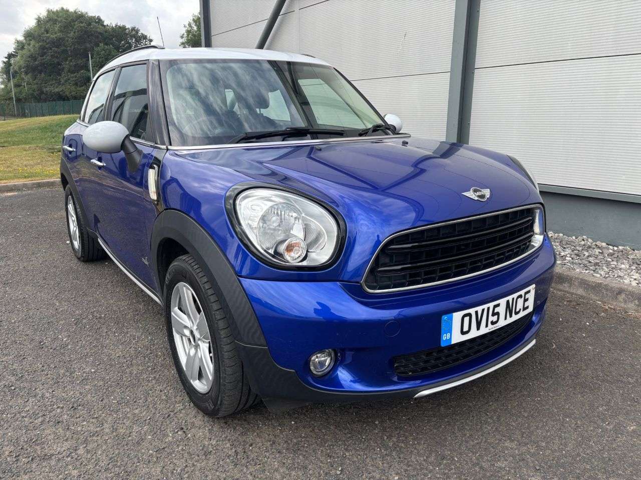 2015 MINI COUNTRYMAN 2015 MINI COUNTRYMAN
