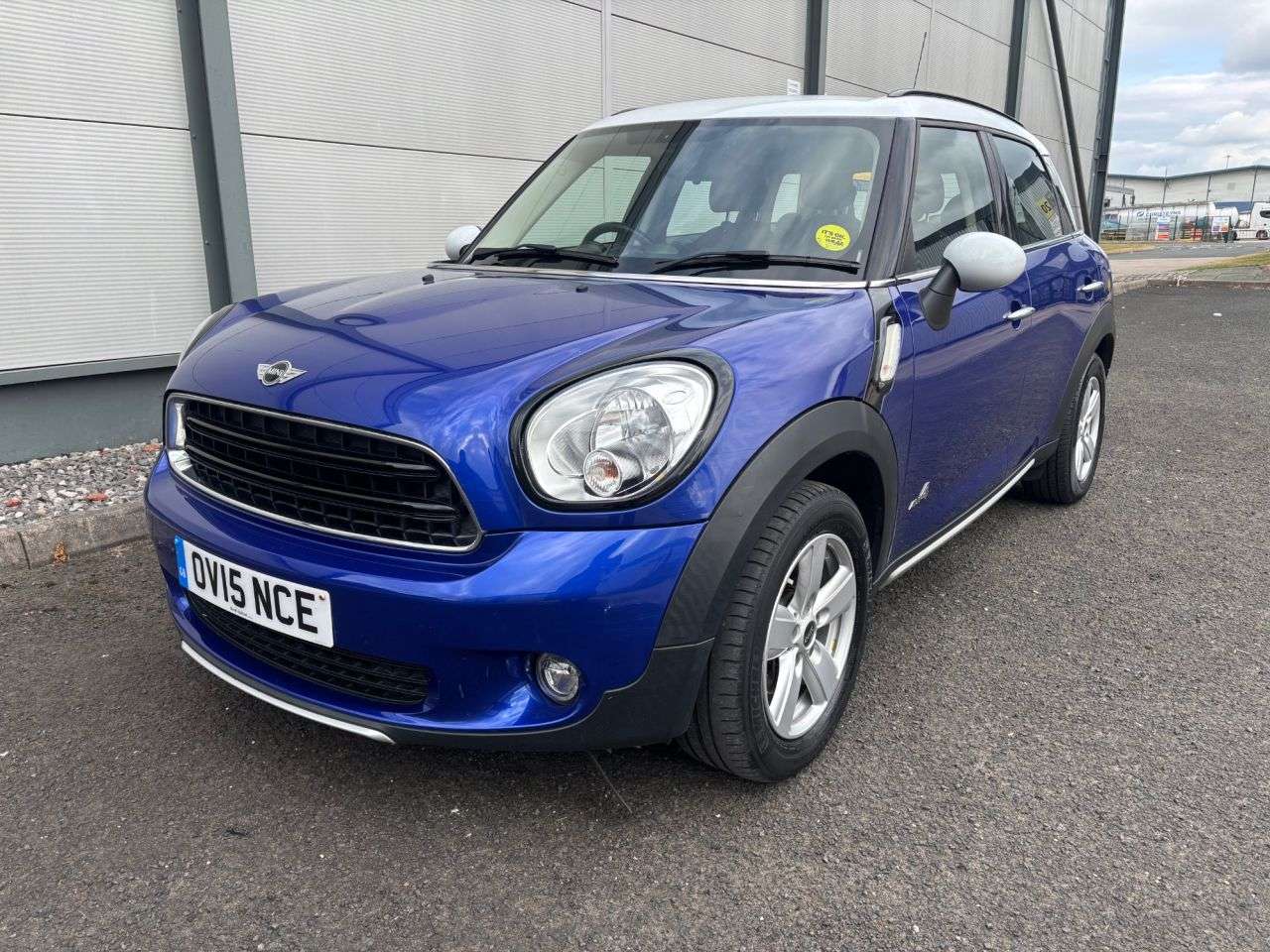 2015 MINI COUNTRYMAN 2015 MINI COUNTRYMAN
