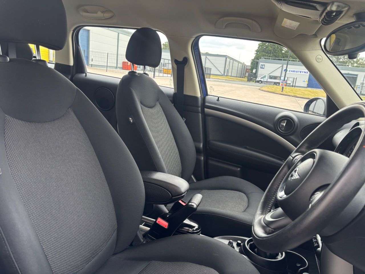 2015 MINI COUNTRYMAN 2015 MINI COUNTRYMAN