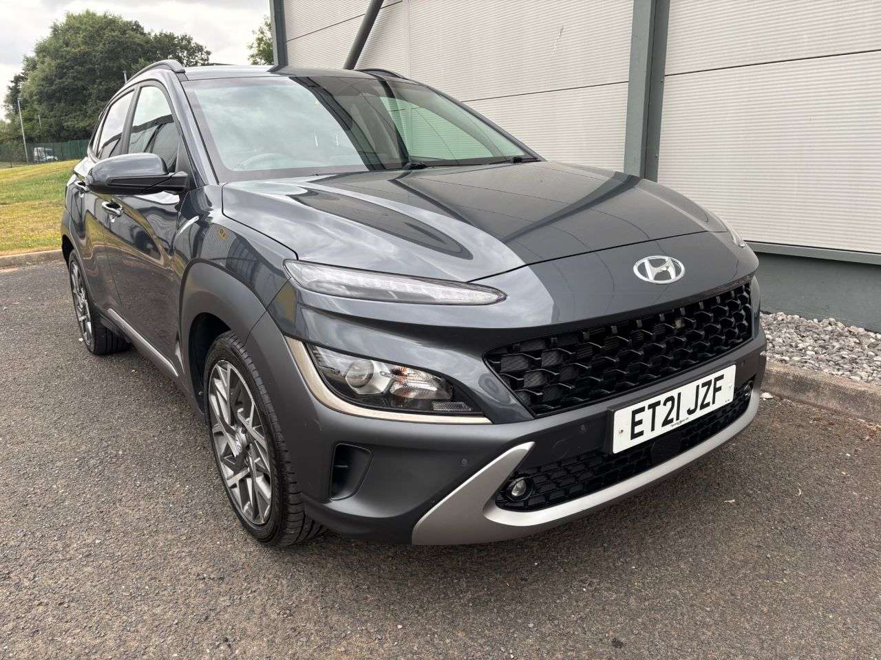 A 2021 HYUNDAI KONA 1.6 h-GDi Premium SUV 5dr Petrol Hybrid DCT Euro 6 (s/s) (141 ps) HEATED SE A 2021 HYUNDAI KONA 1.6 h-GDi Premium SUV 5dr Petrol Hybrid DCT Euro 6 (s/s) (141 ps) HEATED SE