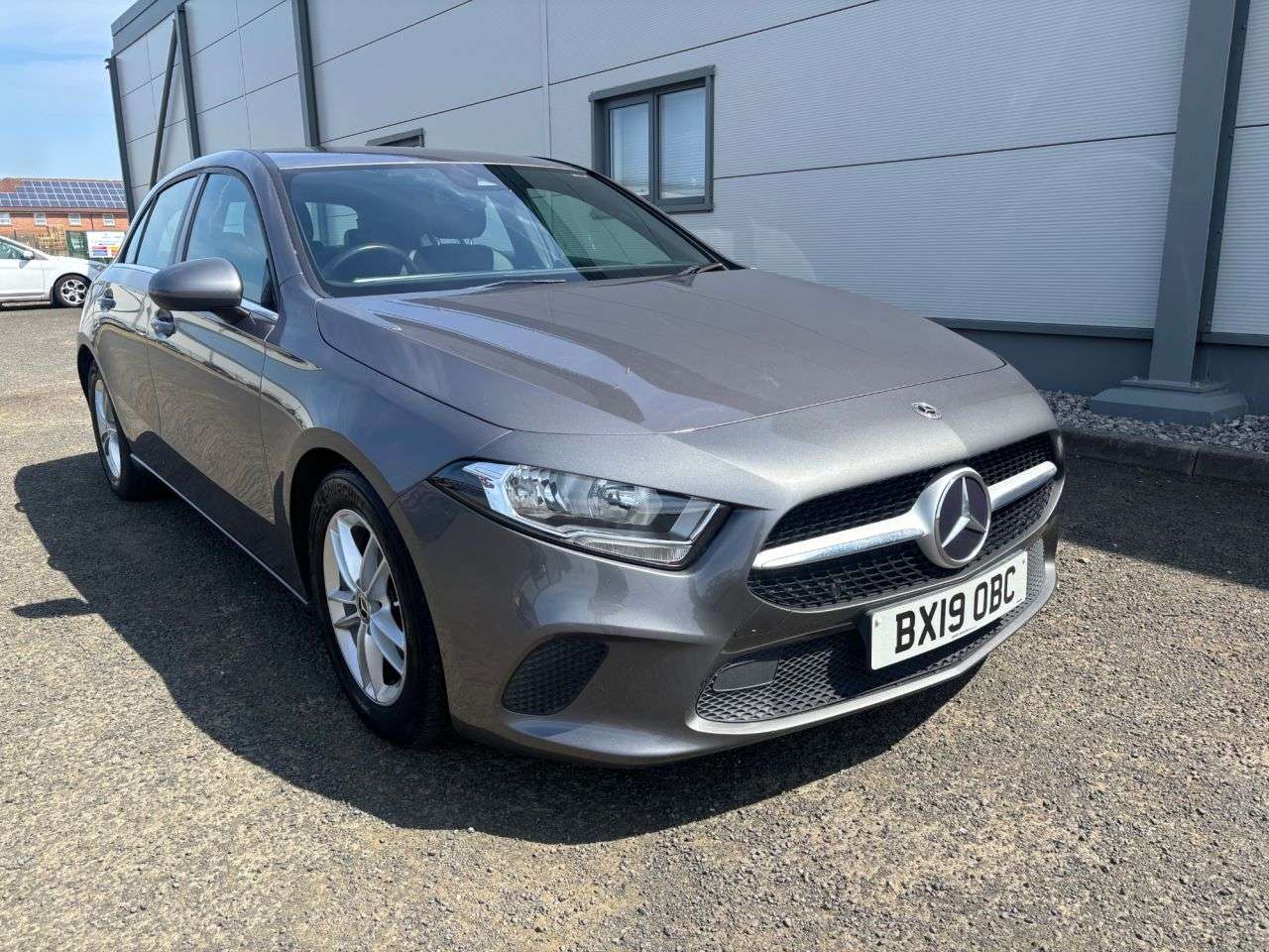 A 2019 MERCEDES-BENZ A CLASS 1.5 A180d SE Hatchback 5dr Diesel 7G-DCT Euro 6 (s/s) (116 ps) A 2019 MERCEDES-BENZ A CLASS 1.5 A180d SE Hatchback 5dr Diesel 7G-DCT Euro 6 (s/s) (116 ps)