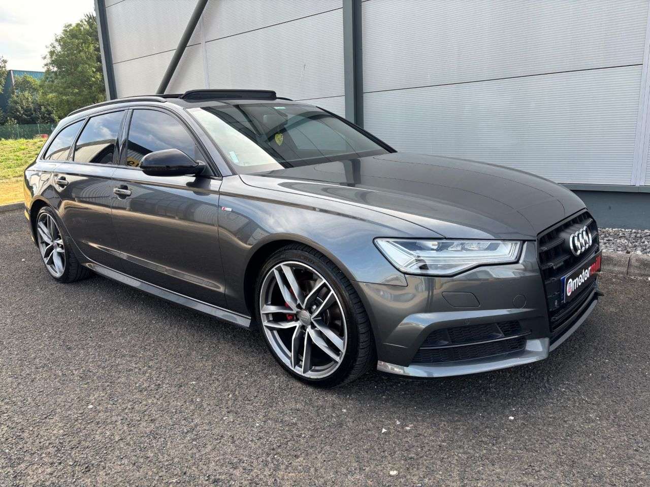 A 2017 AUDI A6 AVANT 2.0 TDI Black Edition Estate 5dr Diesel S Tronic quattro Euro 6 (s/s) (190 A 2017 AUDI A6 AVANT 2.0 TDI Black Edition Estate 5dr Diesel S Tronic quattro Euro 6 (s/s) (190
