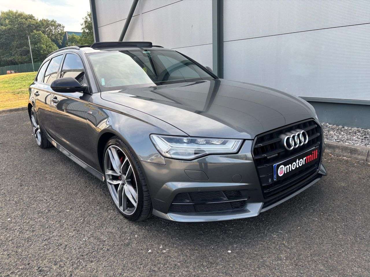 A 2017 AUDI A6 AVANT 2.0 TDI Black Edition Estate 5dr Diesel S Tronic quattro Euro 6 (s/s) (190 A 2017 AUDI A6 AVANT 2.0 TDI Black Edition Estate 5dr Diesel S Tronic quattro Euro 6 (s/s) (190