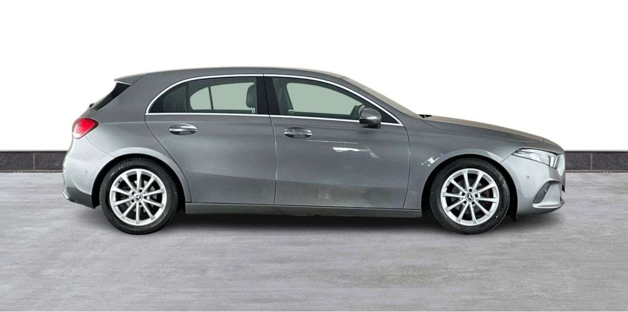 A 2020 MERCEDES-BENZ A CLASS 1.5 A180d Sport (Executive) Hatchback 5dr Diesel 7G-DCT Euro 6 (s/s) (116 p A 2020 MERCEDES-BENZ A CLASS 1.5 A180d Sport (Executive) Hatchback 5dr Diesel 7G-DCT Euro 6 (s/s) (116 p