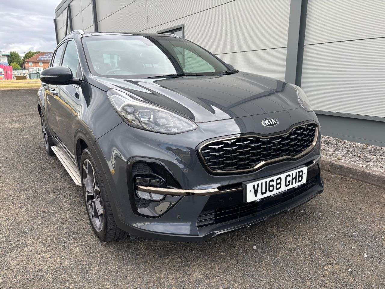A 2018 KIA SPORTAGE 1.6 T-GDi GT-Line S SUV 5dr Petrol DCT AWD Euro 6 (s/s) (174 bhp) A 2018 KIA SPORTAGE 1.6 T-GDi GT-Line S SUV 5dr Petrol DCT AWD Euro 6 (s/s) (174 bhp)