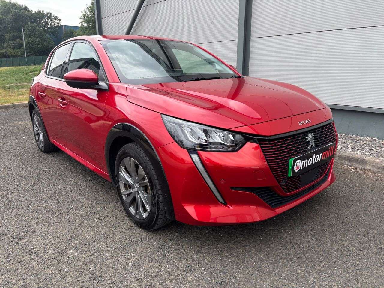 A 2020 PEUGEOT E-208 50kWh Allure Hatchback 5dr Electric Auto (136 ps) SAT NAV A 2020 PEUGEOT E-208 50kWh Allure Hatchback 5dr Electric Auto (136 ps) SAT NAV