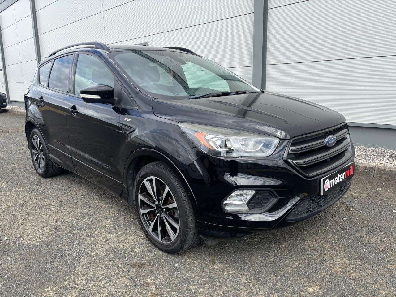 A 2017 FORD KUGA 2.0 TDCi EcoBlue ST-Line SUV 5dr Diesel Manual Euro 6 (s/s) (150 ps) A 2017 FORD KUGA 2.0 TDCi EcoBlue ST-Line SUV 5dr Diesel Manual Euro 6 (s/s) (150 ps)