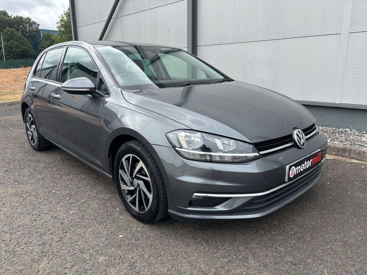 A 2019 VOLKSWAGEN GOLF 1.6 TDI Match Hatchback 5dr Diesel DSG Euro 6 (s/s) (115 ps) LIGHT AND SIGH A 2019 VOLKSWAGEN GOLF 1.6 TDI Match Hatchback 5dr Diesel DSG Euro 6 (s/s) (115 ps) LIGHT AND SIGH