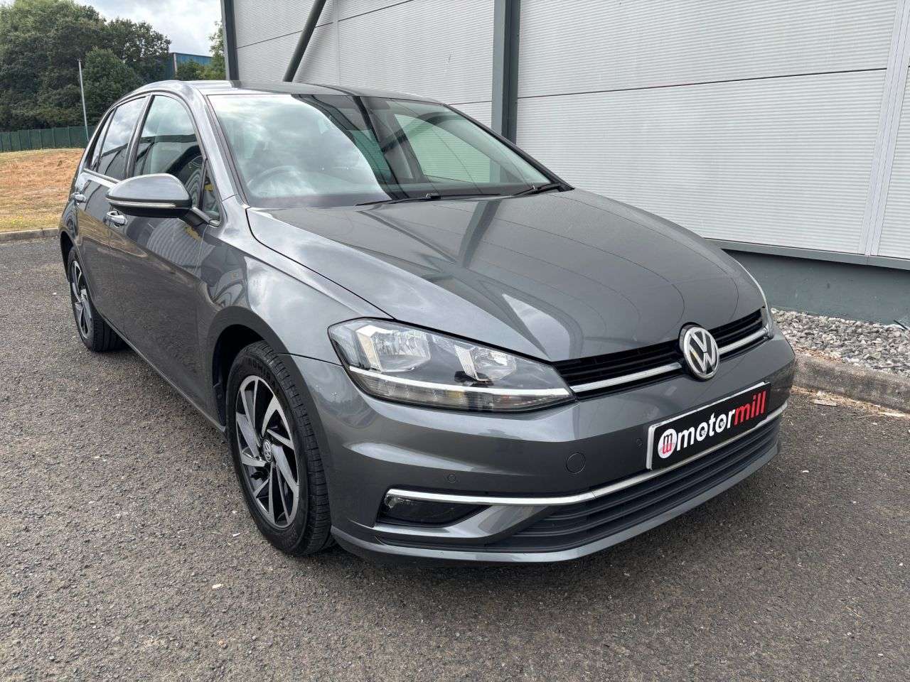 A 2019 VOLKSWAGEN GOLF 1.6 TDI Match Hatchback 5dr Diesel DSG Euro 6 (s/s) (115 ps) LIGHT AND SIGH A 2019 VOLKSWAGEN GOLF 1.6 TDI Match Hatchback 5dr Diesel DSG Euro 6 (s/s) (115 ps) LIGHT AND SIGH