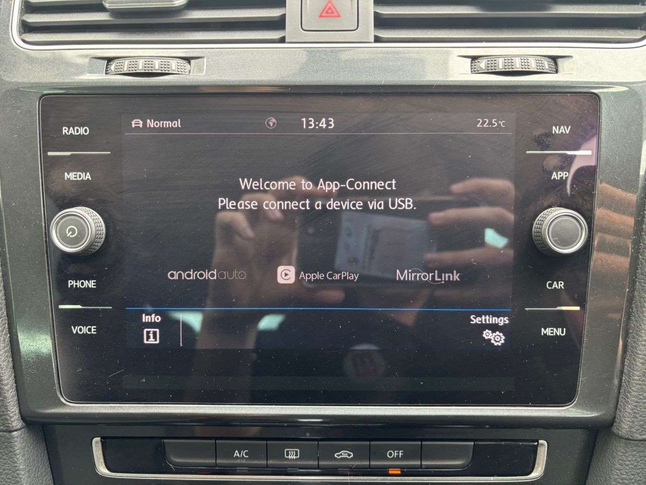 2019 VOLKSWAGEN GOLF 2019 VOLKSWAGEN GOLF