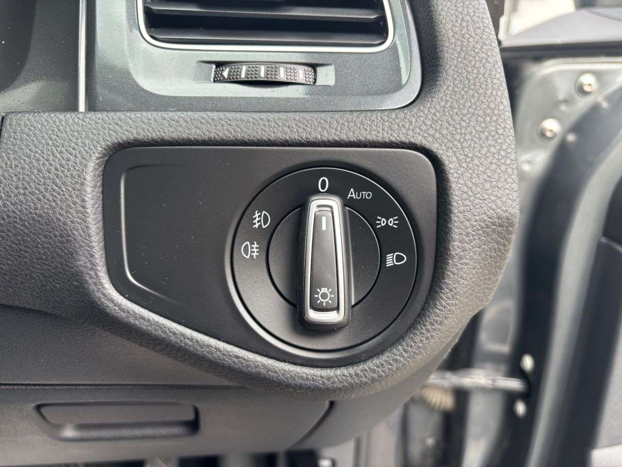 2019 VOLKSWAGEN GOLF 2019 VOLKSWAGEN GOLF