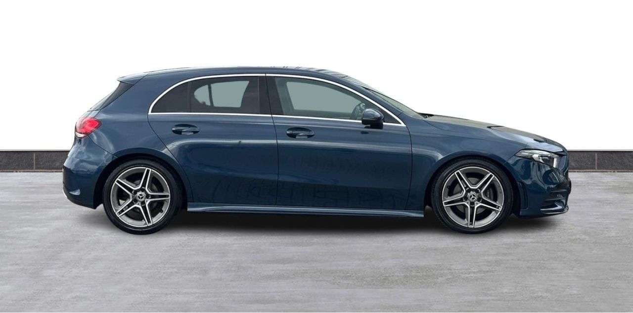 A 2019 MERCEDES-BENZ A CLASS 2.0 A200d AMG Line (Executive) Hatchback 5dr Diesel 8G-DCT Euro 6 (s/s) (15 A 2019 MERCEDES-BENZ A CLASS 2.0 A200d AMG Line (Executive) Hatchback 5dr Diesel 8G-DCT Euro 6 (s/s) (15