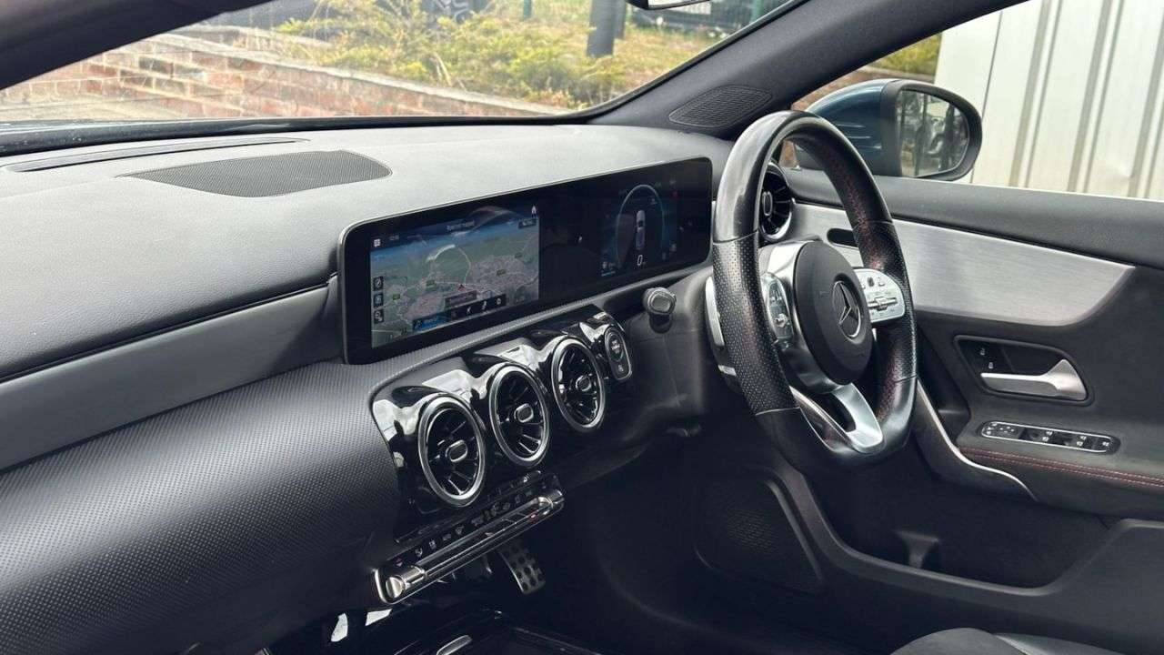 A 2019 MERCEDES-BENZ A CLASS 2.0 A200d AMG Line (Executive) Hatchback 5dr Diesel 8G-DCT Euro 6 (s/s) (15 A 2019 MERCEDES-BENZ A CLASS 2.0 A200d AMG Line (Executive) Hatchback 5dr Diesel 8G-DCT Euro 6 (s/s) (15