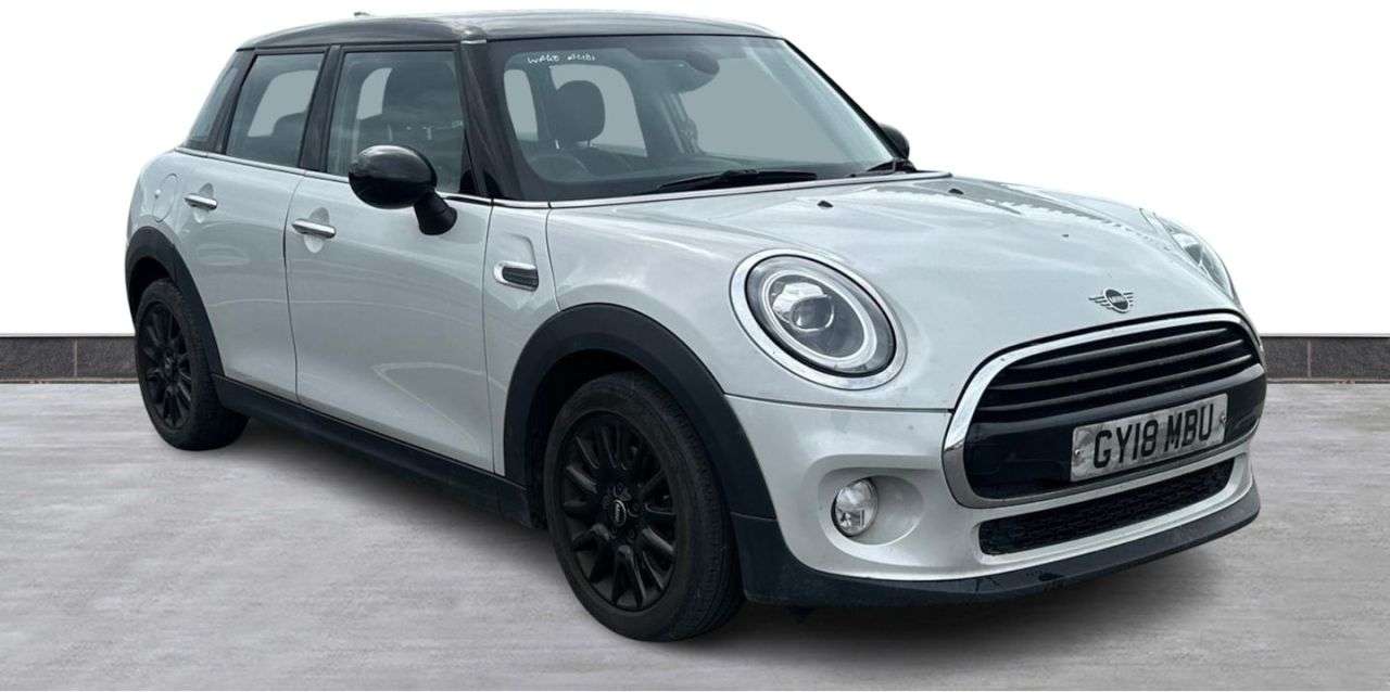 A 2018 MINI HATCH 1.5 Cooper D Hatchback 5dr Diesel Manual Euro 6 (s/s) (116 ps) BLACK ALLOY A 2018 MINI HATCH 1.5 Cooper D Hatchback 5dr Diesel Manual Euro 6 (s/s) (116 ps) BLACK ALLOY