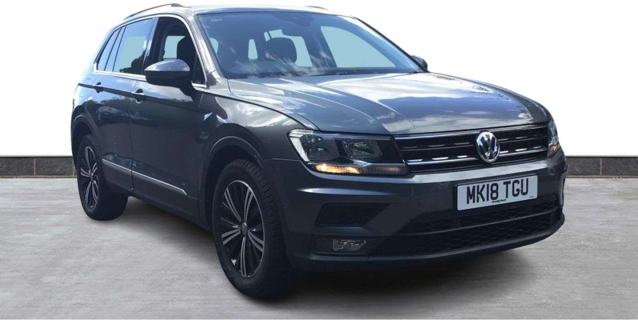 A 2018 VOLKSWAGEN TIGUAN 1.4 TSI SE Navigation SUV 5dr Petrol DSG 4Motion Euro 6 (s/s) (150 ps) 18" A 2018 VOLKSWAGEN TIGUAN 1.4 TSI SE Navigation SUV 5dr Petrol DSG 4Motion Euro 6 (s/s) (150 ps) 18"