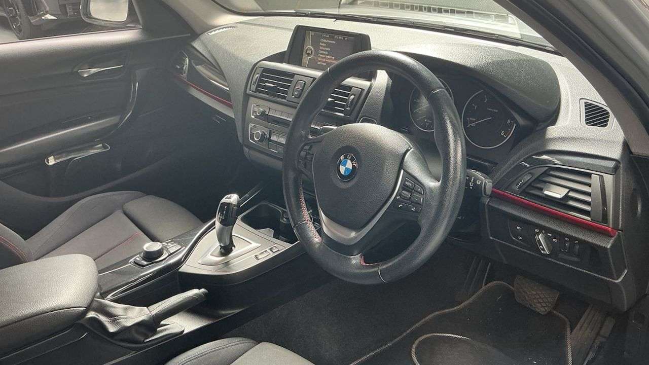A 2013 BMW 1 SERIES 2.0 116d Sport Hatchback 5dr Diesel Auto Euro 5 (s/s) (116 ps) A 2013 BMW 1 SERIES 2.0 116d Sport Hatchback 5dr Diesel Auto Euro 5 (s/s) (116 ps)