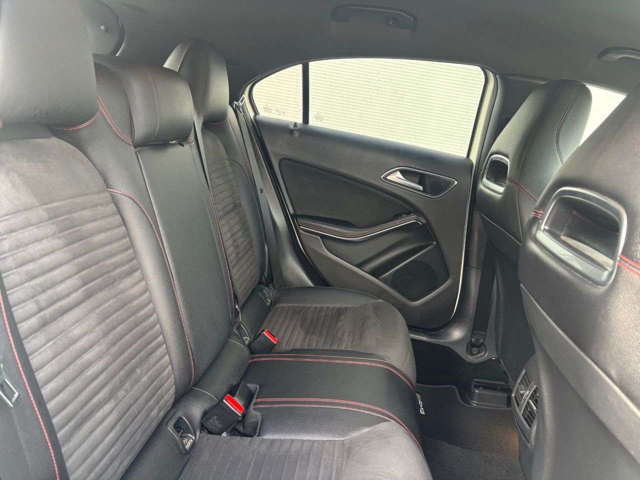 2017 MERCEDES-BENZ A CLASS 2017 MERCEDES-BENZ A CLASS