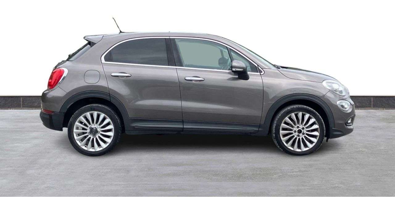 A 2016 FIAT 500X 1.6 MultiJetII Lounge SUV 5dr Diesel Manual Euro 6 (s/s) (120 ps) DRIVE MOD A 2016 FIAT 500X 1.6 MultiJetII Lounge SUV 5dr Diesel Manual Euro 6 (s/s) (120 ps) DRIVE MOD