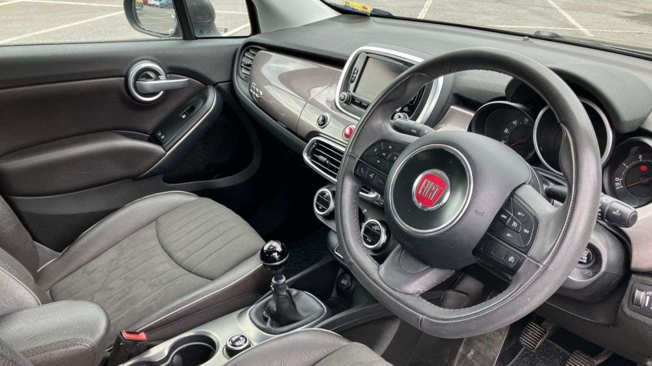 A 2016 FIAT 500X 1.6 MultiJetII Lounge SUV 5dr Diesel Manual Euro 6 (s/s) (120 ps) DRIVE MOD A 2016 FIAT 500X 1.6 MultiJetII Lounge SUV 5dr Diesel Manual Euro 6 (s/s) (120 ps) DRIVE MOD