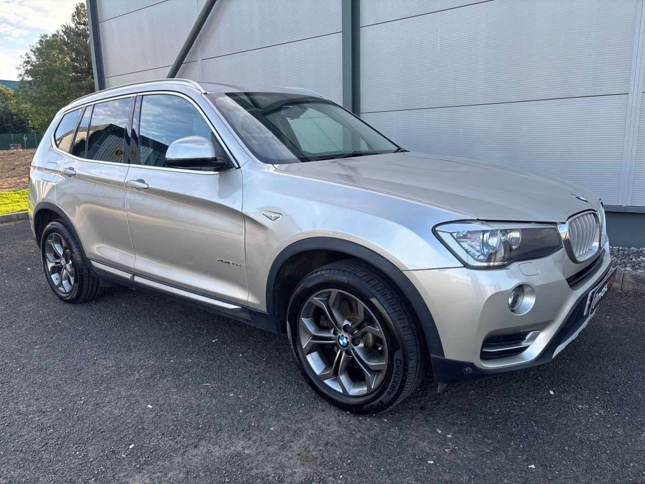 A 2017 BMW X3 2.0 20d xLine SUV 5dr Diesel Auto xDrive Euro 6 (s/s) (190 ps) AUTO TAILGAT A 2017 BMW X3 2.0 20d xLine SUV 5dr Diesel Auto xDrive Euro 6 (s/s) (190 ps) AUTO TAILGAT