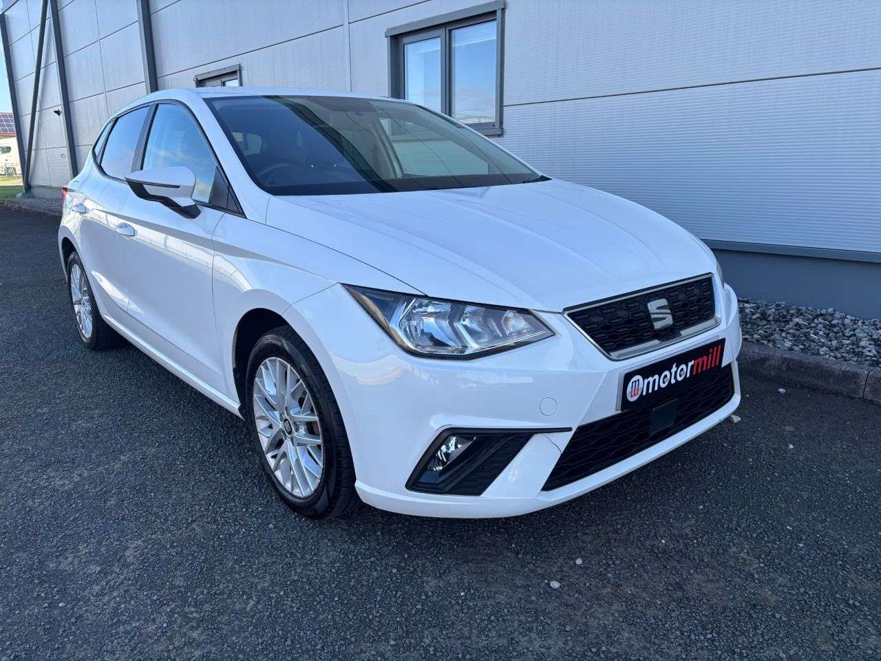 A 2017 SEAT IBIZA 1.0 TSI SE Hatchback 5dr Petrol Manual Euro 6 (s/s) (95 ps) A 2017 SEAT IBIZA 1.0 TSI SE Hatchback 5dr Petrol Manual Euro 6 (s/s) (95 ps)