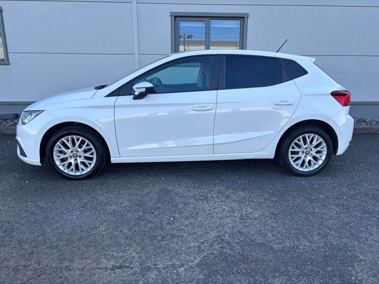 2017 SEAT IBIZA 2017 SEAT IBIZA