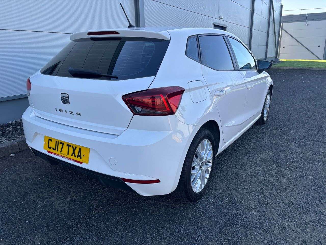 2017 SEAT IBIZA 2017 SEAT IBIZA
