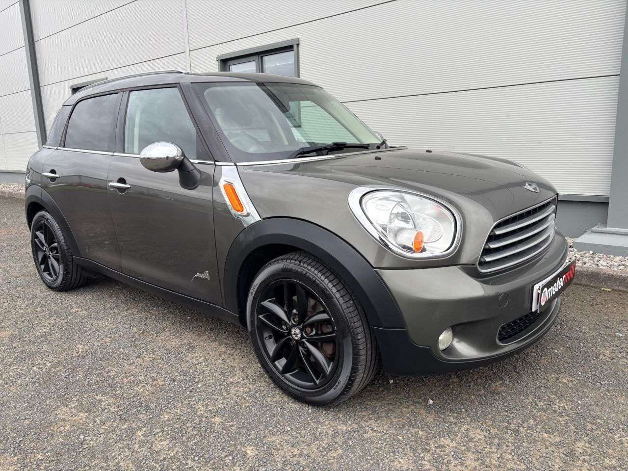 A 2012 MINI COUNTRYMAN 2.0 Cooper D SUV 5dr Diesel Auto ALL4 Euro 5 (112 ps) A 2012 MINI COUNTRYMAN 2.0 Cooper D SUV 5dr Diesel Auto ALL4 Euro 5 (112 ps)