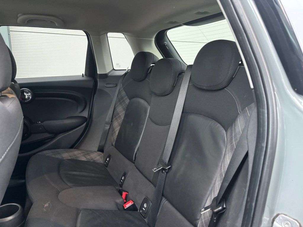 2017 MINI HATCH 2017 MINI HATCH