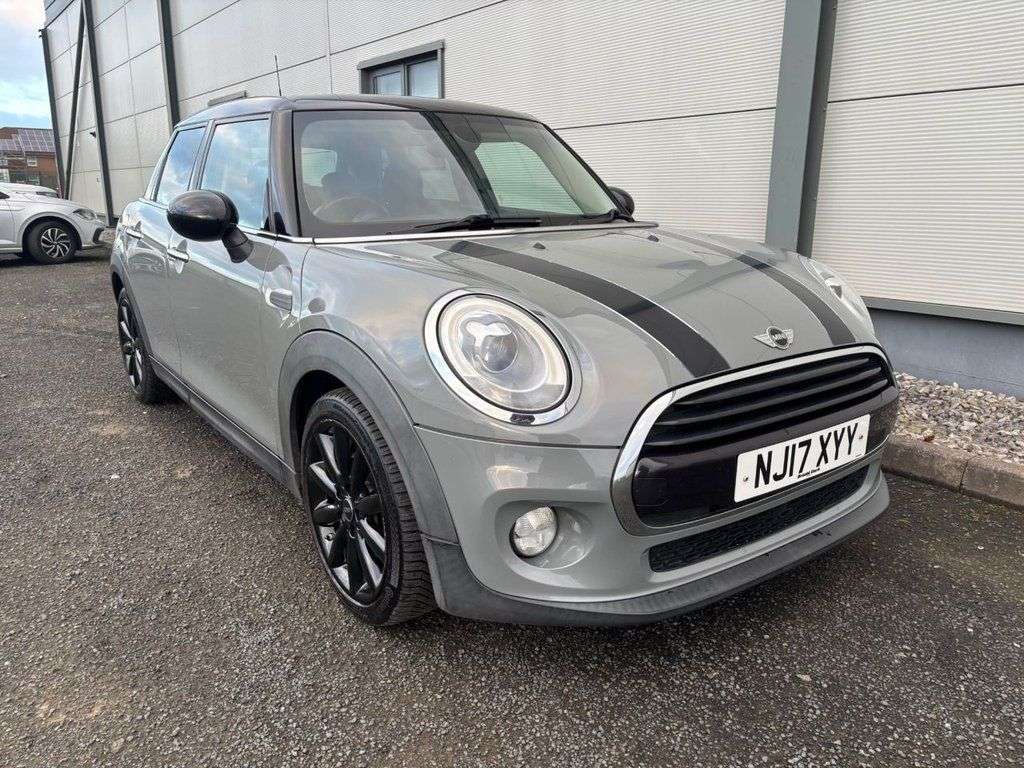 A 2017 MINI HATCH 1.5 Cooper D Hatchback 5dr Diesel Manual Euro 6 (s/s) (116 ps) A 2017 MINI HATCH 1.5 Cooper D Hatchback 5dr Diesel Manual Euro 6 (s/s) (116 ps)