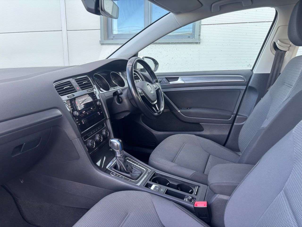 2019 VOLKSWAGEN E-GOLF 2019 VOLKSWAGEN E-GOLF