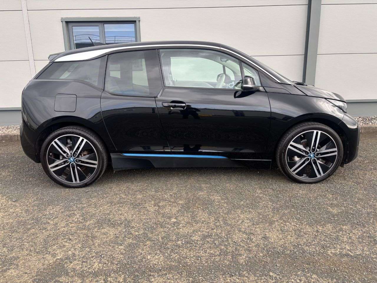 A 2021 BMW I3 42.2kWh Hatchback 5dr Electric Auto (170 ps) £4980 WORTH OF ADDED EXTRAS A 2021 BMW I3 42.2kWh Hatchback 5dr Electric Auto (170 ps) £4980 WORTH OF ADDED EXTRAS