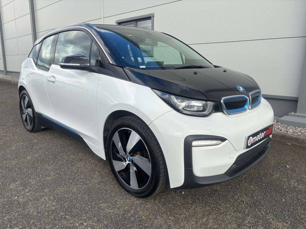 A 2020 BMW I3 42.2kWh Hatchback 5dr Electric Auto (170 ps) REAR PARK SENSORS A 2020 BMW I3 42.2kWh Hatchback 5dr Electric Auto (170 ps) REAR PARK SENSORS