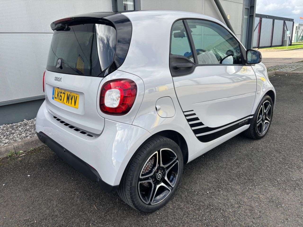 2017 SMART FORTWO 2017 SMART FORTWO