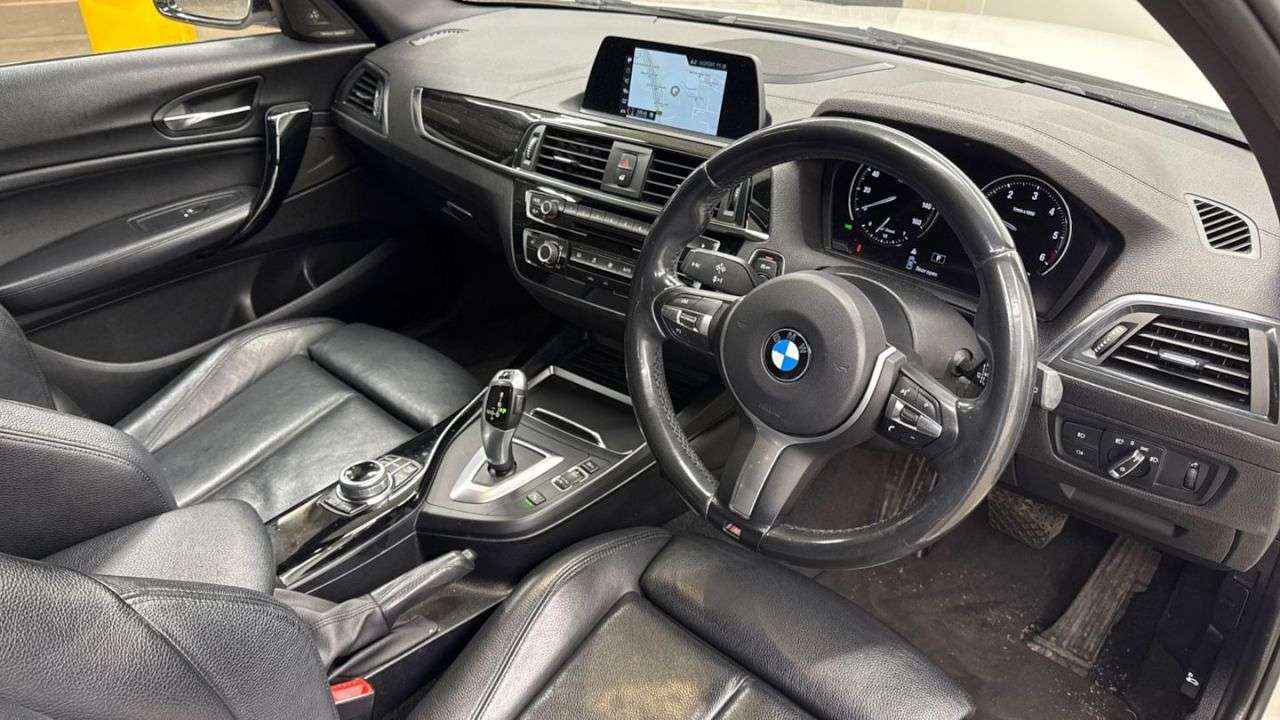 A 2017 BMW 1 SERIES 2.0 118d M Sport Shadow Edition Hatchback 5dr Diesel Auto Euro 6 (s/s) (150 A 2017 BMW 1 SERIES 2.0 118d M Sport Shadow Edition Hatchback 5dr Diesel Auto Euro 6 (s/s) (150