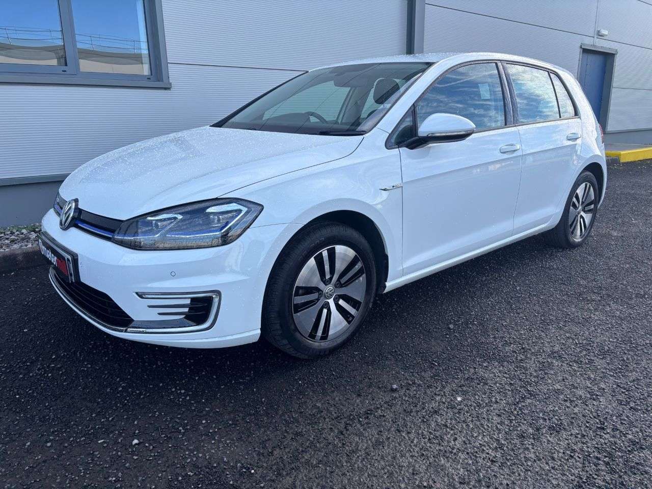2017 VOLKSWAGEN E-GOLF 2017 VOLKSWAGEN E-GOLF