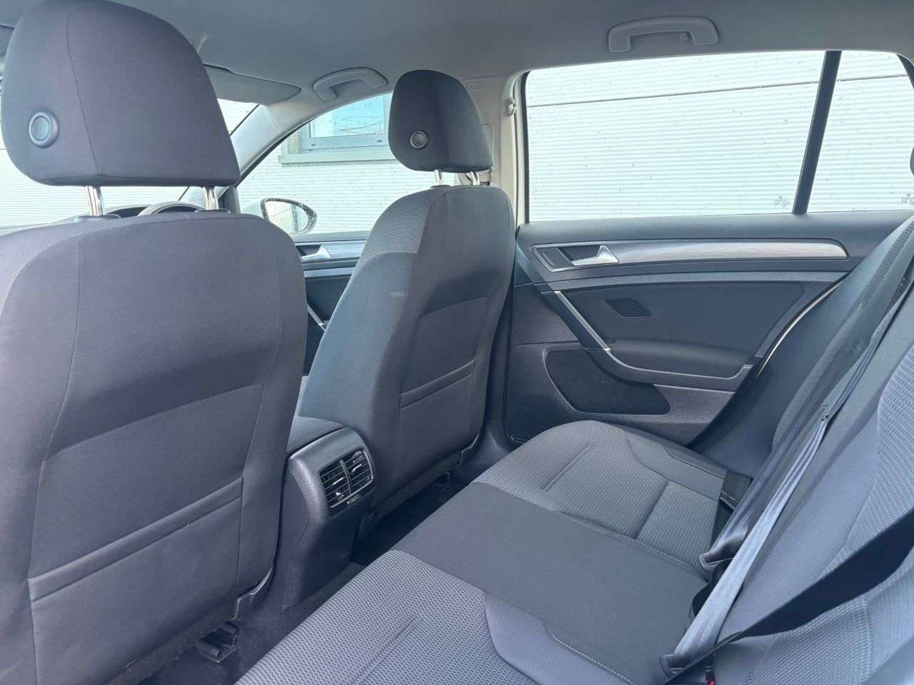 2017 VOLKSWAGEN E-GOLF 2017 VOLKSWAGEN E-GOLF
